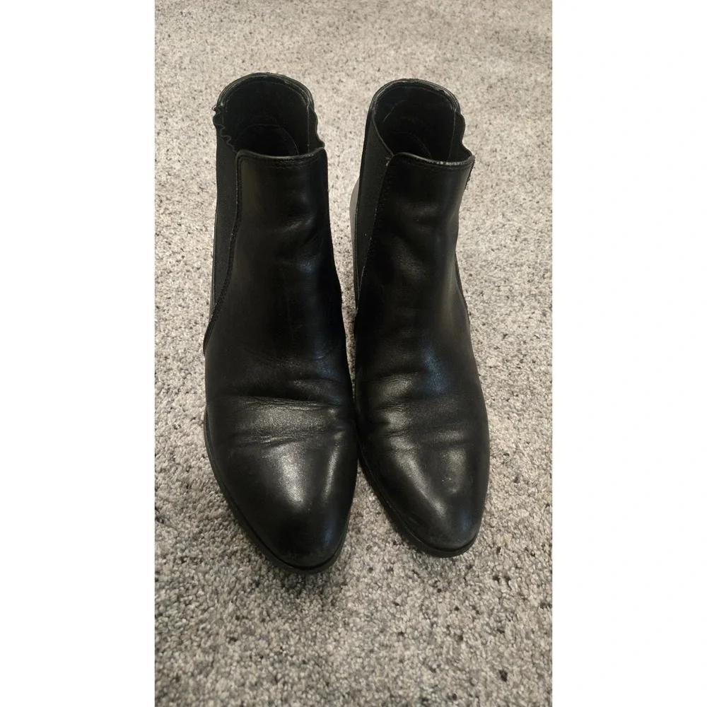 Franco Sarto Quinne Women's Black Leather Ankle Boots Size 8M Chelsea Style